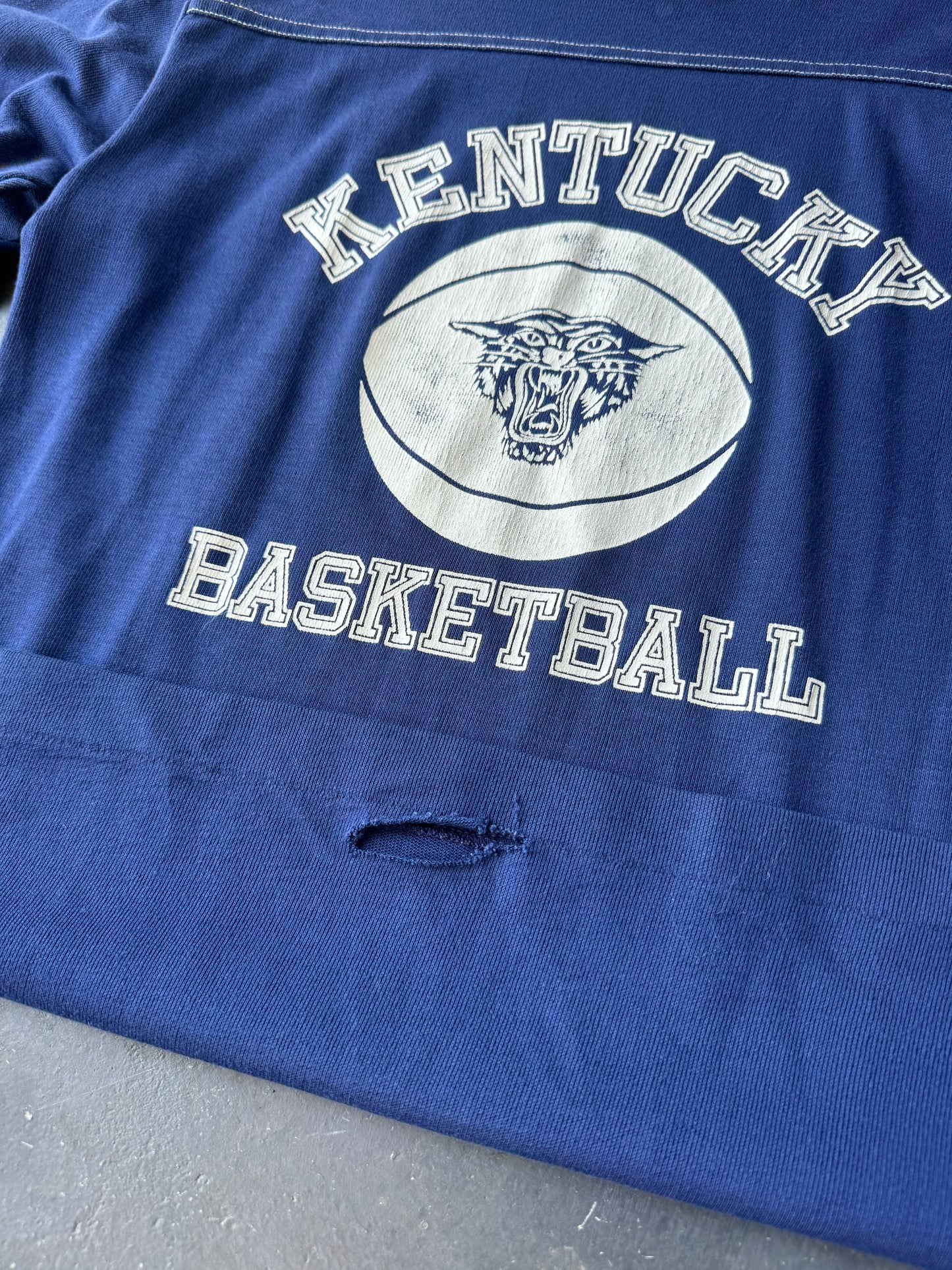 1970s’ Kentucky Basketball Tee (Medium)